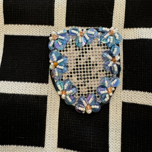 Two piece set - Picture 2 of 3